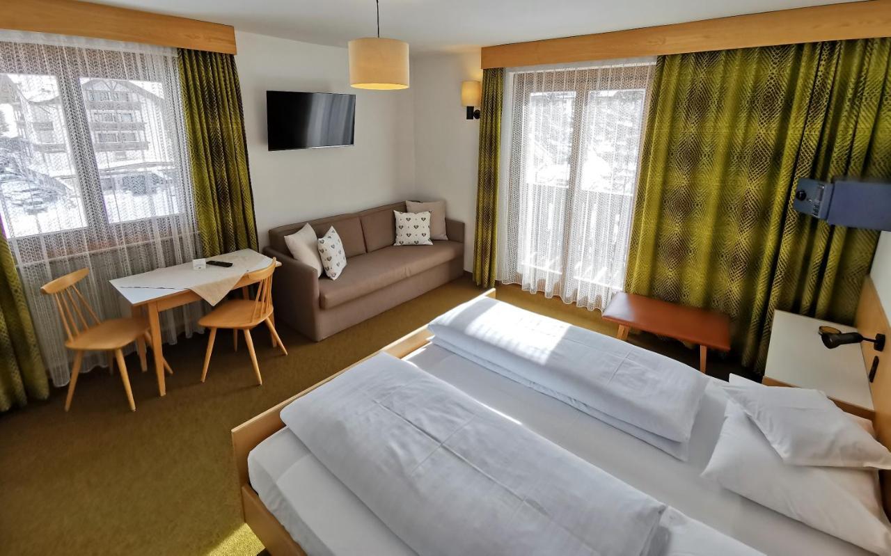 Hotel La Plaza
