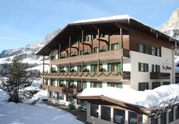 La Plaza Hotel 3*
